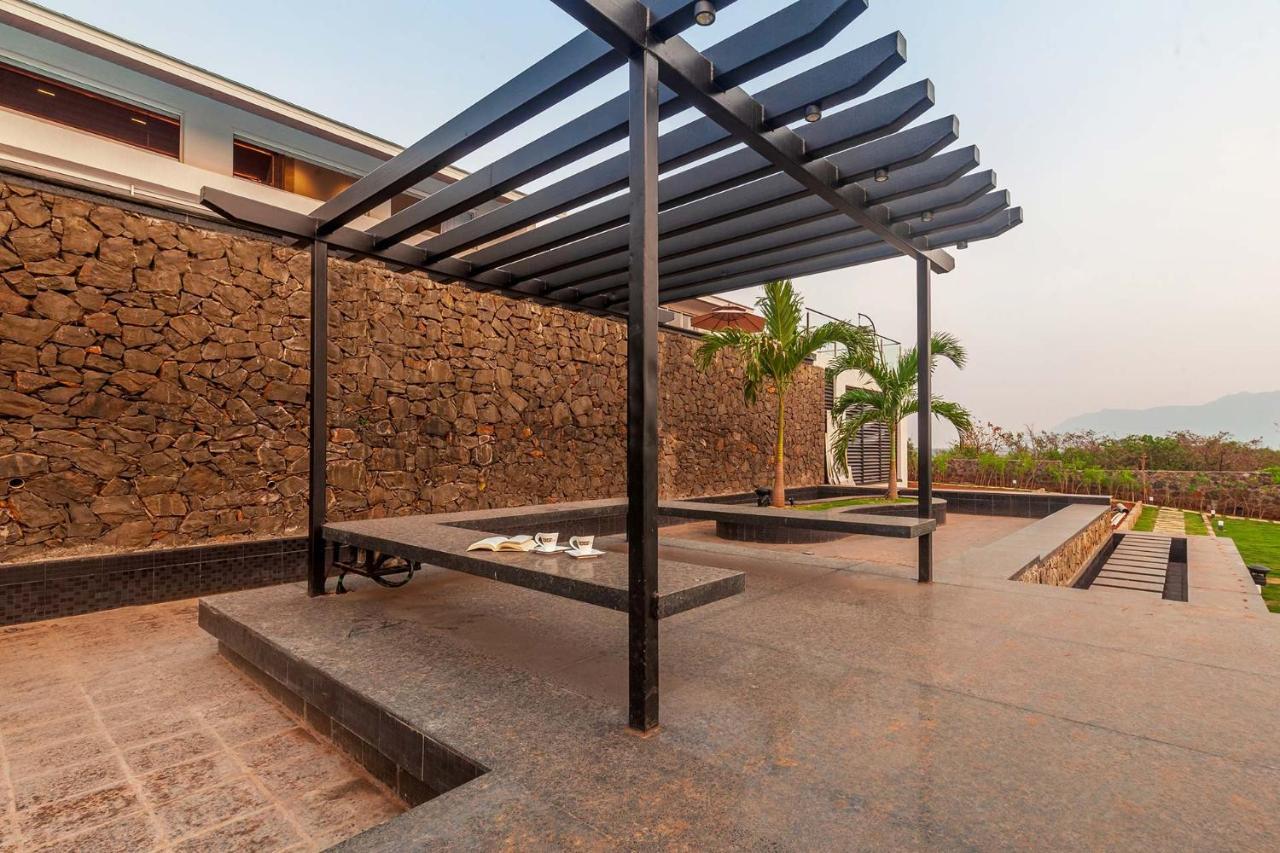Stayvista'S Villa 107 At Canary Farms - Pure Veg With Huge Lawn, Pool And Home Theatre Lonavala Exterior foto