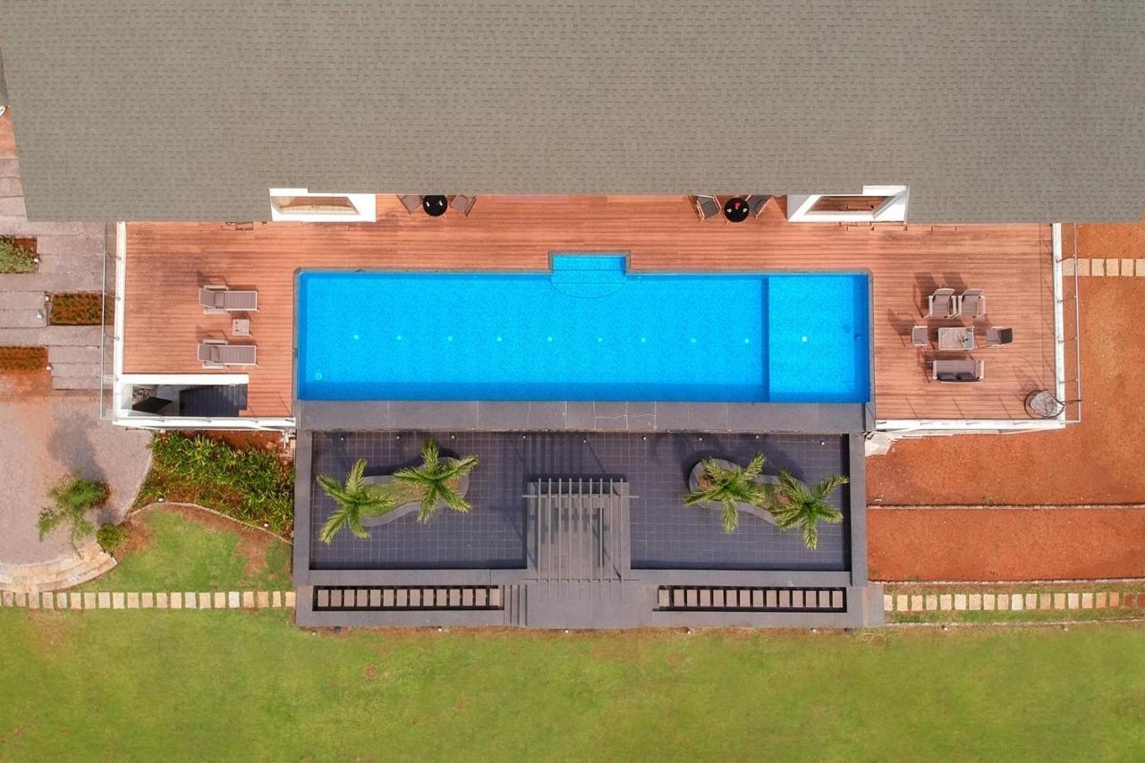 Stayvista'S Villa 107 At Canary Farms - Pure Veg With Huge Lawn, Pool And Home Theatre Lonavala Exterior foto